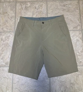 Free Fly Men’s Brown Hybrid Shorts NWT Size 32 9” Inseam - Picture 1 of 5