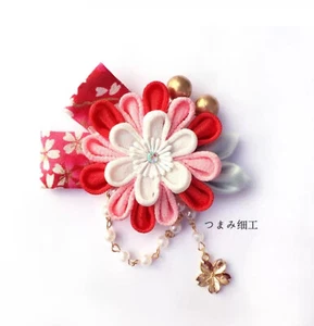 Handmade Sakura Hair Clip Kanzashi Tsumami Kimono Yukata Outfit Flowerclip red - Foto 1 di 3