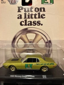 Tarjeta Mercury Cougar 1968 máquinas m2 tiene esquina arrugada - Imagen 1 de 1