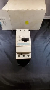 Siemens Interruttore sagomato per MSP, tipo E, S2, CL10, 28-40A, P/N:3RV1031-4FA10 - Foto 1 di 7