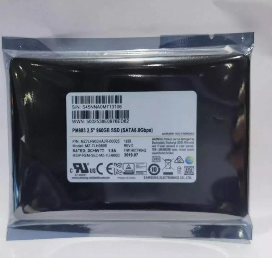Samsung 960GB PM883 SSD 2.5" MZ-7LH9600 SATA 6.0 Gbps MZLH960HAJR-00005 SATA III - Image 1 of 1