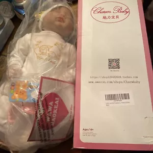 Charm Baby Doll - Nuovo con scatola - Alta circa 18" che dorme - Foto 1 di 5