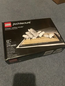 LEGO ARCHITECTURE Sydney Opera House (21012) w/ Instructions - Picture 1 of 1