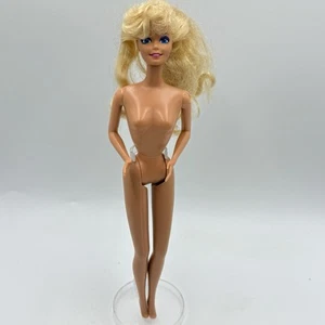Vintage 1998 Barbie Dance Club Puppe blaue Augen blonde Haare nackt # 857 - Bild 1 von 8
