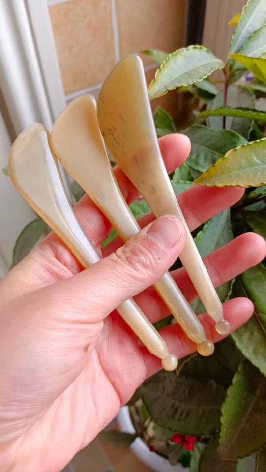 Tabla de raspar cuerno natural herramienta de belleza herramienta de masaje facial juego de 2 piezas Foto 1 de 4