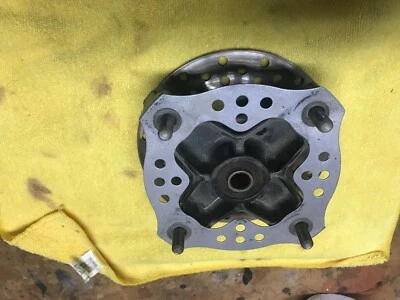 Honda trx250r hubs and brake disc modified with bearings to fit 250x or 300ex. - Imagem 1 de 2