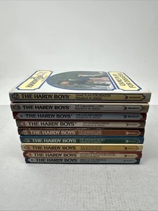 Lot of 9 HARDY BOYS PAPERBACK BOOKS Franklin W. Dixon Wanderer Book - Picture 1 of 9