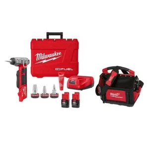 Milwaukee Expansion Tools 7.28"W Ratcheted Cordless Lithium Ion Power Tool PEX - Picture 1 of 12