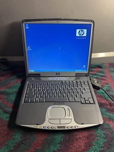 HP Pavilion zt1235 Windows XP Laptop Celeron 128MB Ram 20GB HDD ORIGINAL - Picture 1 of 12