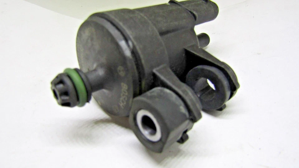 BOSCH 96985666 Vapor Canister Purge Valve 2013-2015 Chevrolet Spark 1.2L - Image 1 of 4