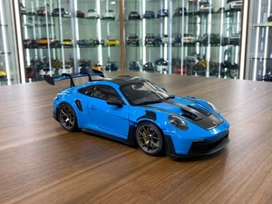 Minichamps Porsche 911 (992) GT3 RS 2024 Weissach Paket in Blue [ 1/18 Diecast] - Picture 1 of 9