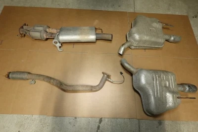 Sistema de escape GMC ACADIA 2017-2019 Foto 1 de 4