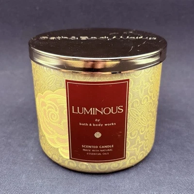 Bath & Body Works aroma "luminoso" - 14,5 oz, vela perfumada de 3 mechas  Foto 1 de 4