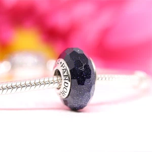 Authentic PANDORA 925 Faceted Blue Shimmer Murano Glass Charm 792984C00 - Picture 1 of 5