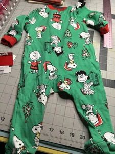 Peanuts 0/3 Month Footed Sleeper NWT Zipper Front Snoopy Charlie Brown Christmas - Picture 1 of 6