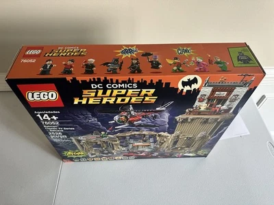 LEGO 76052 Super Heróis Batman Clássico Série de TV Batcaverna Novo Selado - Imagem 1 de 2