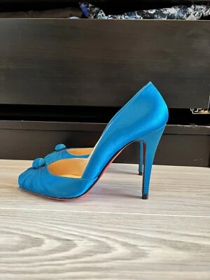 Zapatos de salón Christian Louboutin talla 37,5 para mujer Foto 1 de 4
