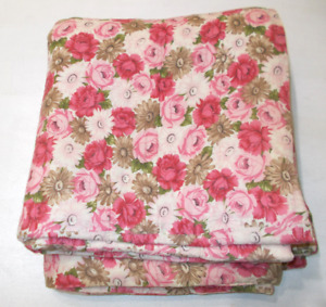 Sweet Vintage English Pink Floral Twin Quilt Cottage Country Bedspread 65"x 77"