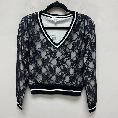 Suéter Corto Pullover Lucy Paris Para Mujer Negro Encaje Floral Forrado Timbre Cuello en V S Foto 1 de 4