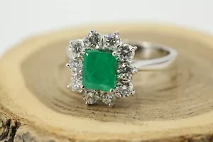 0,93 ct. Brillant Ring 750 Gold Smaragd 0,91 ct. Diamanten VS1 G Ringgröße 53 - Bild 1 von 8