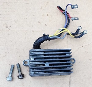 40/50/60/70 HP OEM Johnson Evinrude Voltage Regulator 1992-2005 585001 - Bild 1 von 9