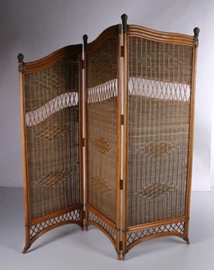 Vintage Boho 1970s Bamboo Wicker Cane Three Panel Folding Screen /Room Divider - Picture 1 of 2