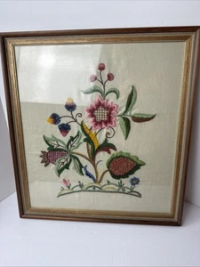 Vintage Crewel Embroidery Jacobean Tree of Life Floral 20 x 18" READ - Picture 1 of 11
