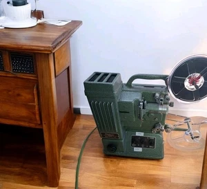 VERY RARE VINTAGE OPTILUX 85103 FILM PROJECT 120v untested so spares or repair - Picture 1 of 16