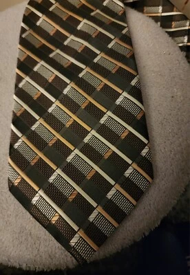 BERGAMO New York Men's Neck Tie GOLD Brown Geometric EUC - Image 1 of 4