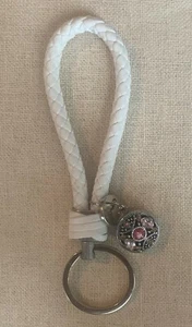 Schlüsselanhänger geflochten Lederschlaufe passend für Ingwer Druckknöpfe 18 mm - weiß - Bild 1 von 2