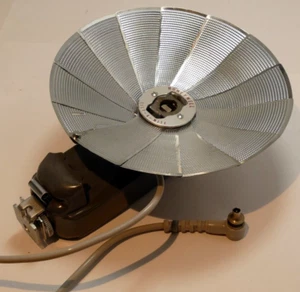 Honeywell Tilt-A-Mite Mount Flash - works good - Picture 1 of 8