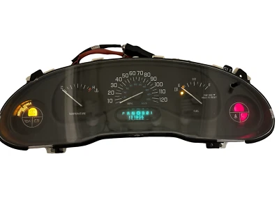 Cuadro de instrumentos velocímetro 03 04 medidores de siglo 131.806 millas LCD reconstruido Foto 1 de 3