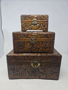 3 Scatole Vintage Cinese Legno Intagliato A Mano Laccato Misura Graduata Uccellini Fiori  - Foto 1 di 24