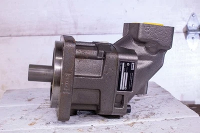 Parker 3799533 HYDRAULIC MOTOR F12-040-MS-T-000-000-0 - Image 1 of 4