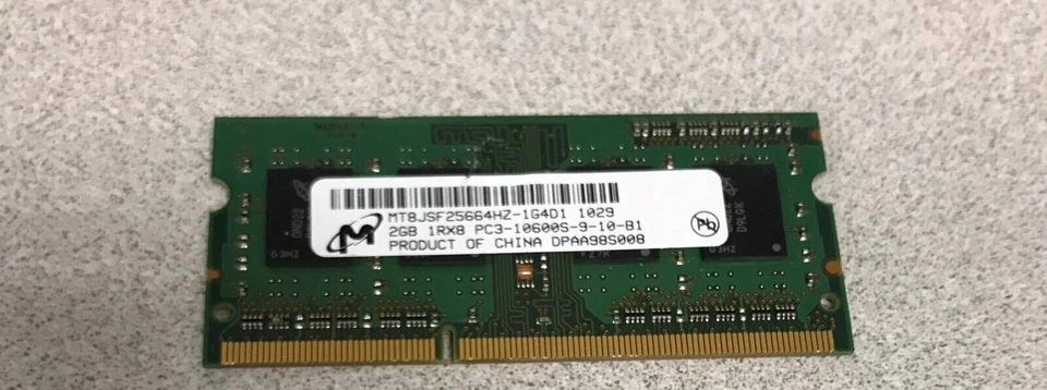 88GB Micron (44x2GB) DIMM 1333 MHz PC3-10600 DDR3 Memory MT8JSF25664HZ-1G4D1 - Image 1 of 1