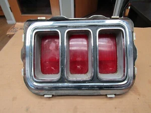 Luz trasera Ford Mustang 1970 OEM - Imagen 1 de 7