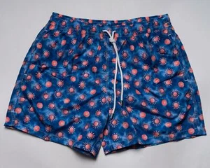 Traje de baño delgado Fedeli $235 nuevo con etiquetas azul rojo estampado solar delgado baúles de baño delgado 3XL - Imagen 1 de 4