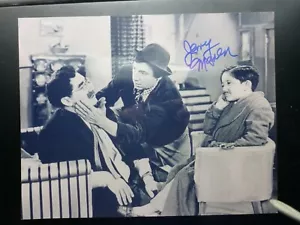Jerry Maren Signed 8 x 10 Black & White Photo with COA - Picture 1 of 2