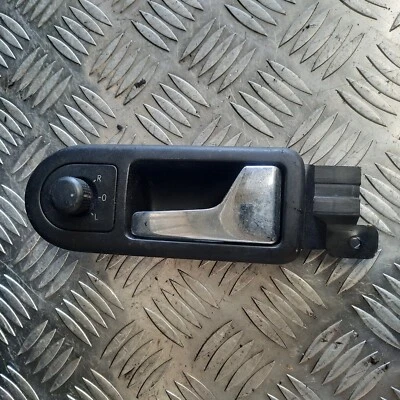 Volkswagen Golf 2002 manija de puerta interior delantera del lado del conductor 3B2837114 #10 Foto 1 de 4