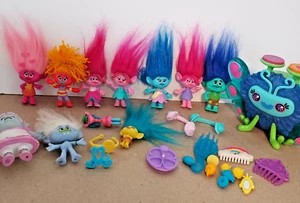 DreamWorks Troll Toys Bulk Lot Wooferbug Beats Bridget Zubehör Figuren - Bild 1 von 4