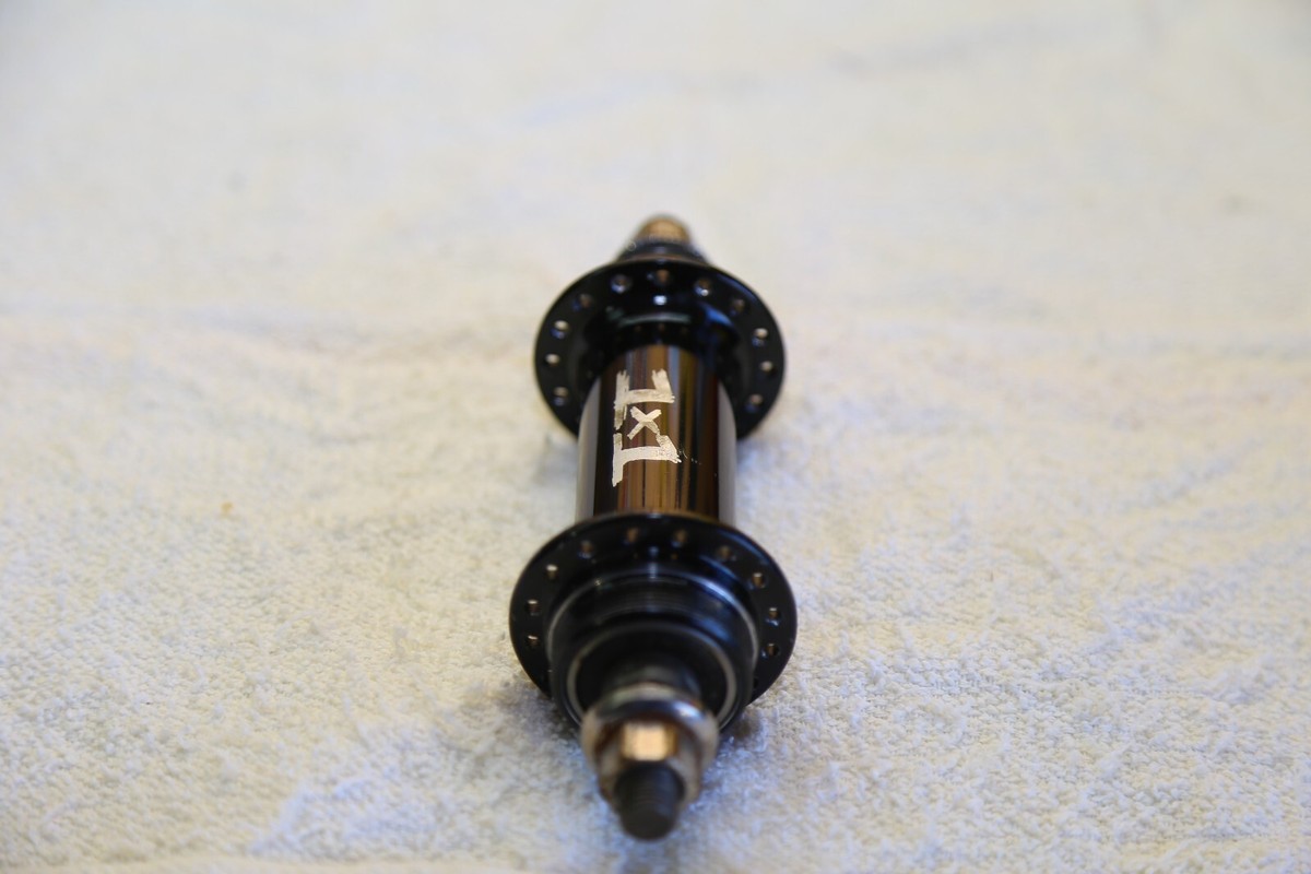 サーリー　1×1 ハブ前後セット サーリー 1×1 ハブ前後セット ULTRA NEW NON-DISC HUBS