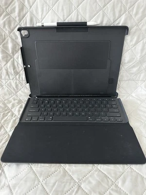 Logitech Slim Combo & Apple iPad Pencil Gen 1 Pair - Image 1 of 4