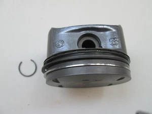 Mercedes Benz M111 Original Kolben A1110309017 52 normal 89,90 mm neuwertig - Picture 1 of 2