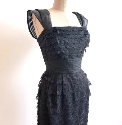 Vestido Joan Of California Sydney North Vintage Encaje en Capas Negro Años 50 Hollywood Foto 1 de 4
