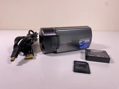 Samsung HMX-Q10TP Full HD Digital Camcorder with 8GB Memory Card - Tested VGC - Image 1 of 4