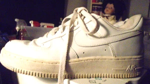 Nike Air Force 1 "Triple White" Low Top Classic Sneaker Freizeitschuhe - Bild 1 von 5