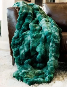 Coperta di lusso nuova con etichette Minky Couture Premium Cloud Eucalipto Grande 60x84 Pasqua - Foto 1 di 9