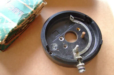 Lucas 406469 Base Plate for DU6A DUH6A distributor Riley Vauxhall Daimler Humber - Image 1 of 4