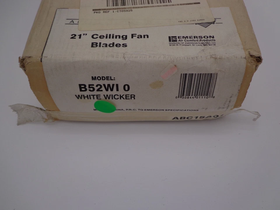 Emerson White Wicker 52in Replacement Blades B52WI 0 - Image 1 of 4
