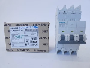 Siemens 5SJ4330-8HG42 Miniature Circuit Breaker MCB 30A 3P - NEW Surplus! - Picture 1 of 9